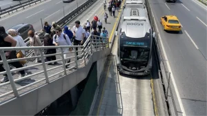 İstanbul’da metrobüslerde çalışmayan klimalar vatandaşı bezdirdi! Tepkiler çığ gibi