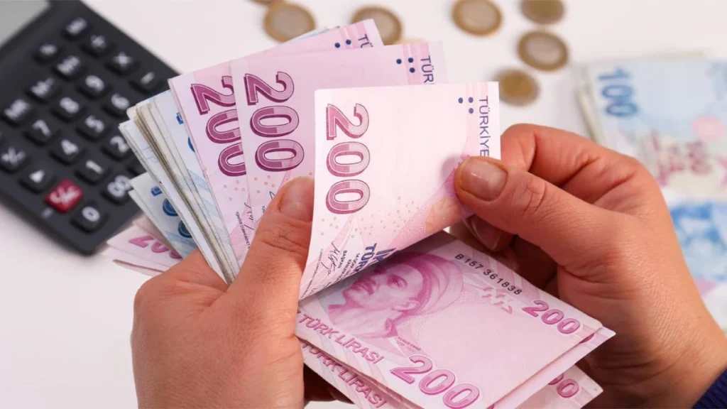 Meclis 4 Temmuz’da toplanıyor! Memur ve memur emeklilerinin beklediği düzenleme için geri sayım başladı