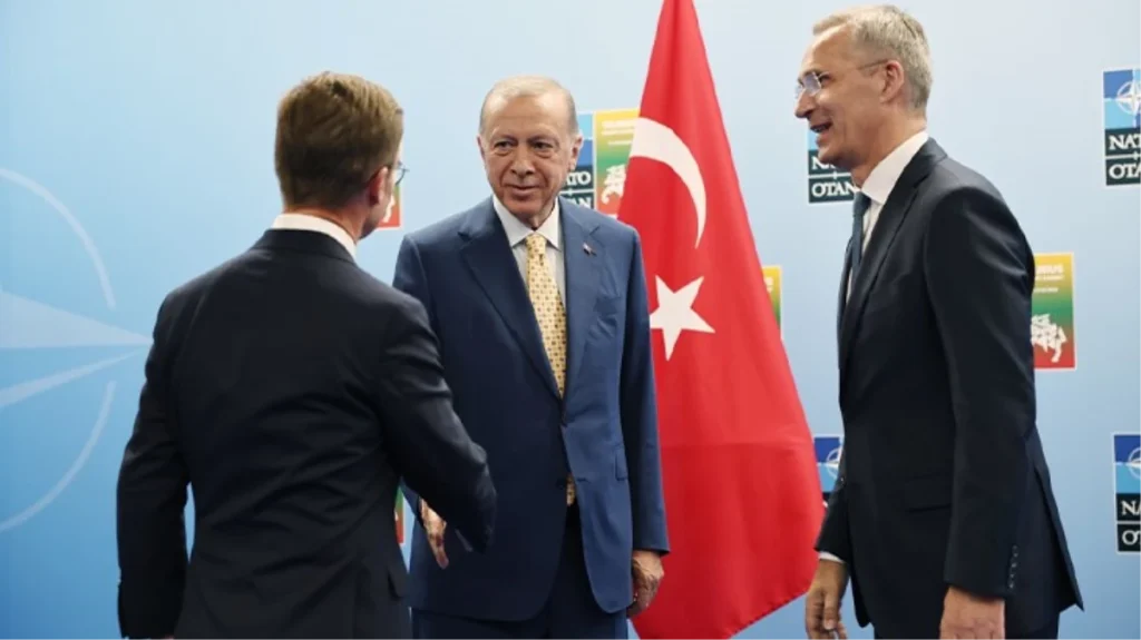 Türkiye’nin İsveç’le yaptığı anlaşma dünya basınında! Hepsi tek bir noktaya dikkat çekti