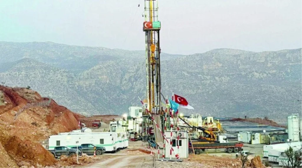 Gabar Dağı’ndan aldıkları ham petrolü suyla değiştirip satmaya çalışan iki şüpheli suçüstü yakalandı