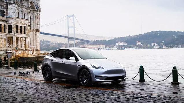 Tesla, Türkiye'de mi üretilecek? Bakan Kacır açıkladı!