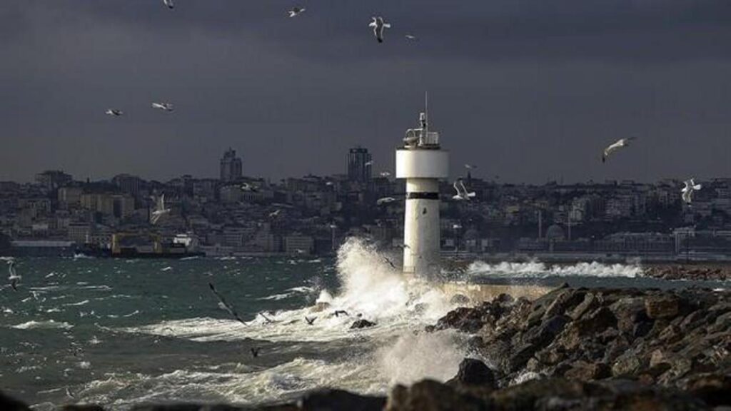 Son dakika: İstanbul Valiliği fırtınanın habercisi oldu: Çok dikkatli olun!