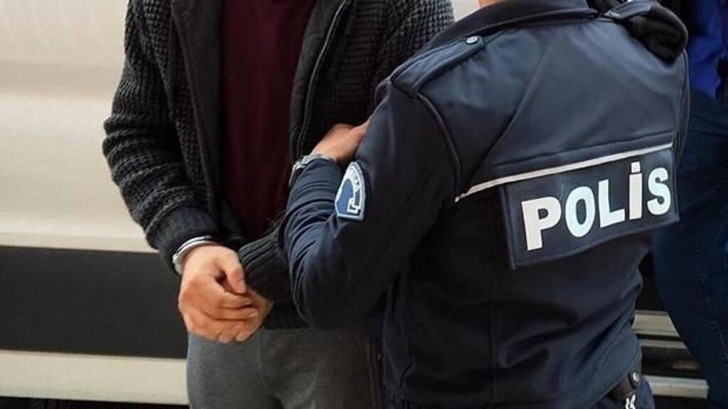 İstanbul ve Ankara’da FETÖ operasyonu: 2’si eski hakim 3 gözaltı!