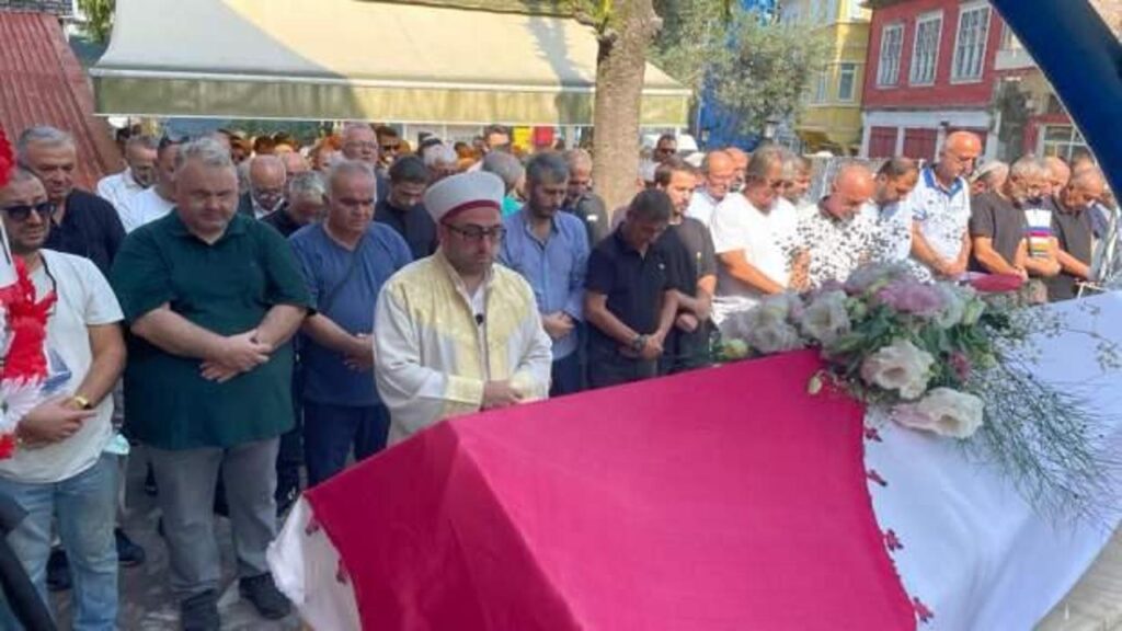 Oyuncu Seda Fettahoğlu’nun cenazesi memleketi Giresun’da toprağa verildi