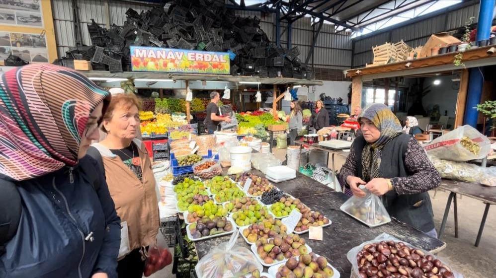 Tezgahlarda incir bereketi: Kilosu 30 lira