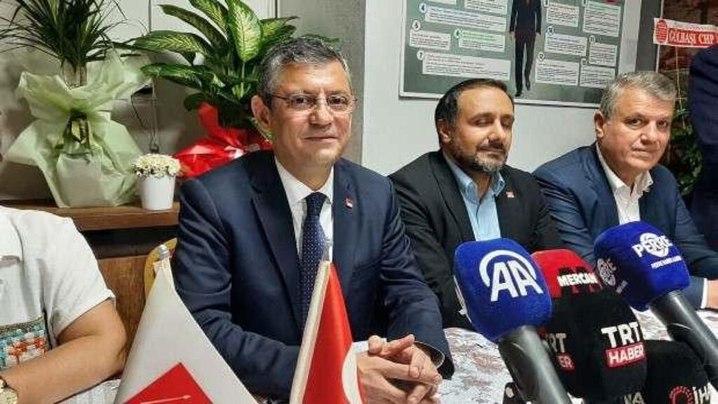 Kılıçdaroğlu koltuğu bırakmazsa CHP’nin akıbeti ne olur? Özgür Özel açıkladı