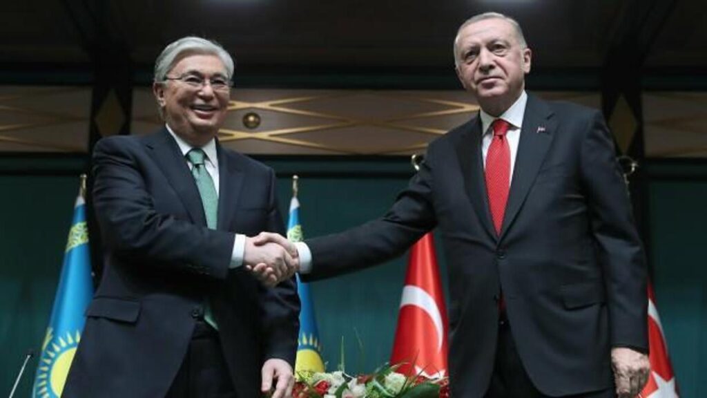 Cumhurbaşkanı Erdoğan, Kazakistan Cumhurbaşkanı Tokayev ile görüştü
