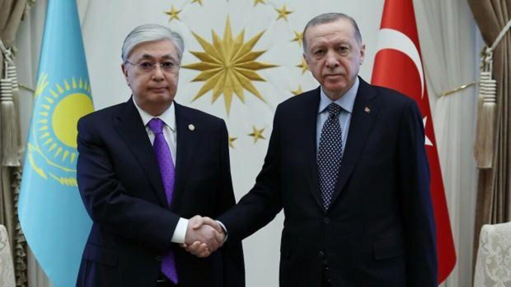 Cumhurbaşkanı Erdoğan, Tokayev ile telefonda görüştü