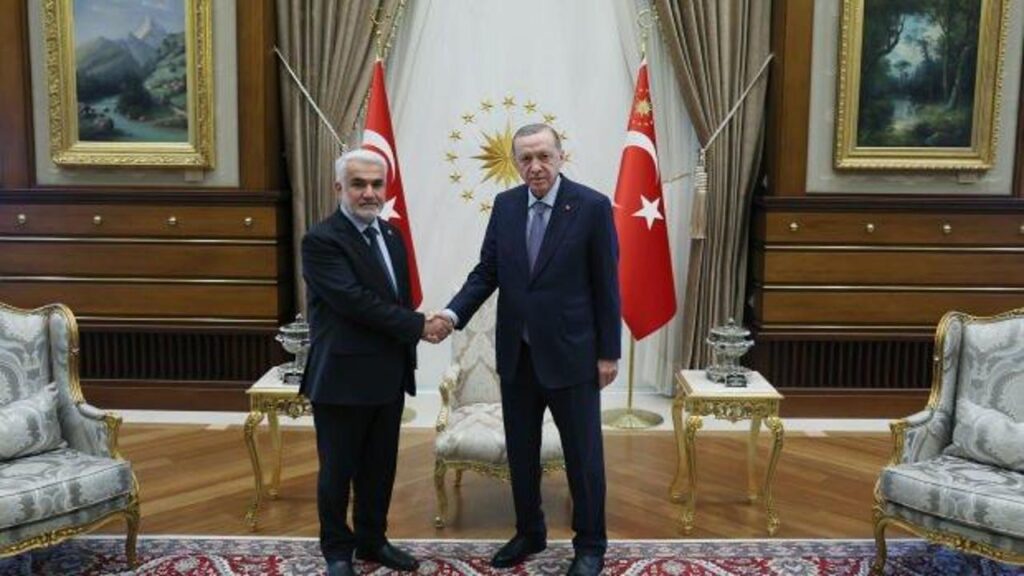 Erdoğan, HÜDA PAR Genel Başkanı Yapıcıoğlu’nu, kabul etti
