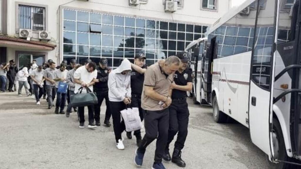 ‘Forex yatırımı’ dolandırıcılarına operasyon: Çok sayıda gözaltı var