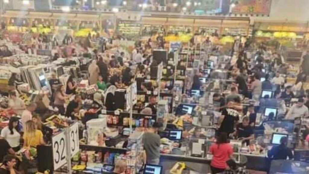 Ordu çağrı yaptı! İsrailliler marketlere akın etti!