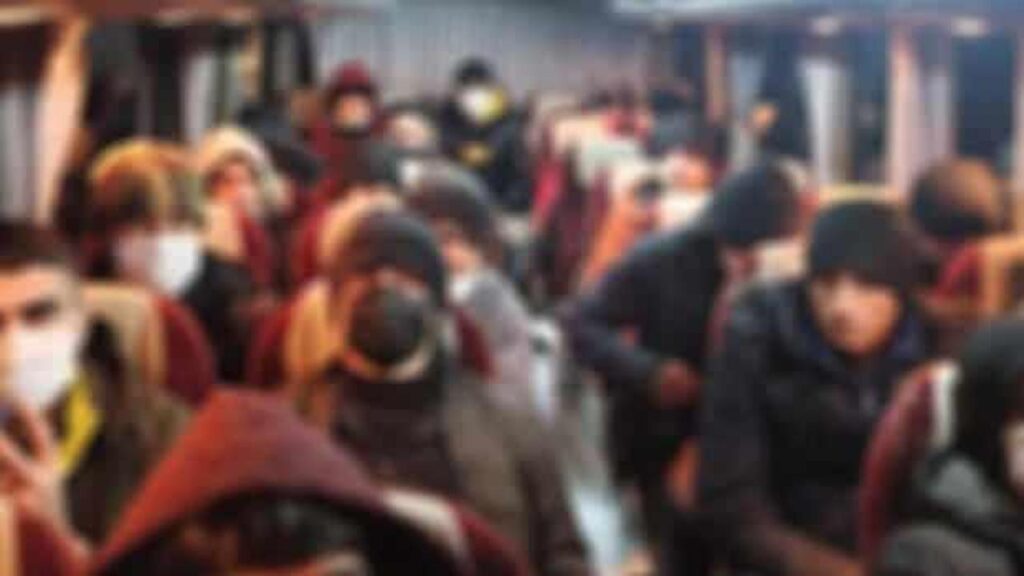 Kırklareli’nde 15 düzensiz göçmen yakalandı