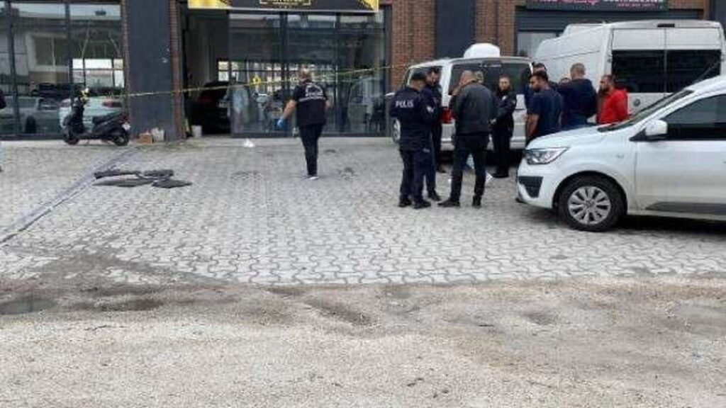 Konya’da galerici ortaklara silahlı saldırı