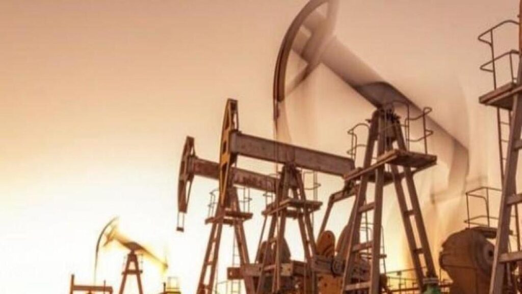 Petrolde güçlü dolar etkisi