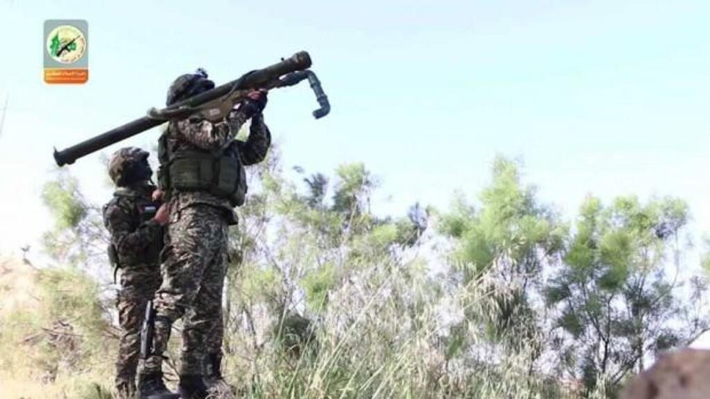 Hamas, İsrail helikopterini füzeyle vurdu