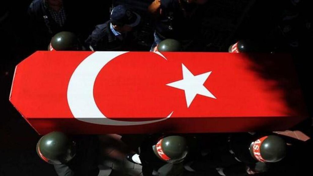 Şehit Mustafa Çakmak son yolculuğuna uğurlandı