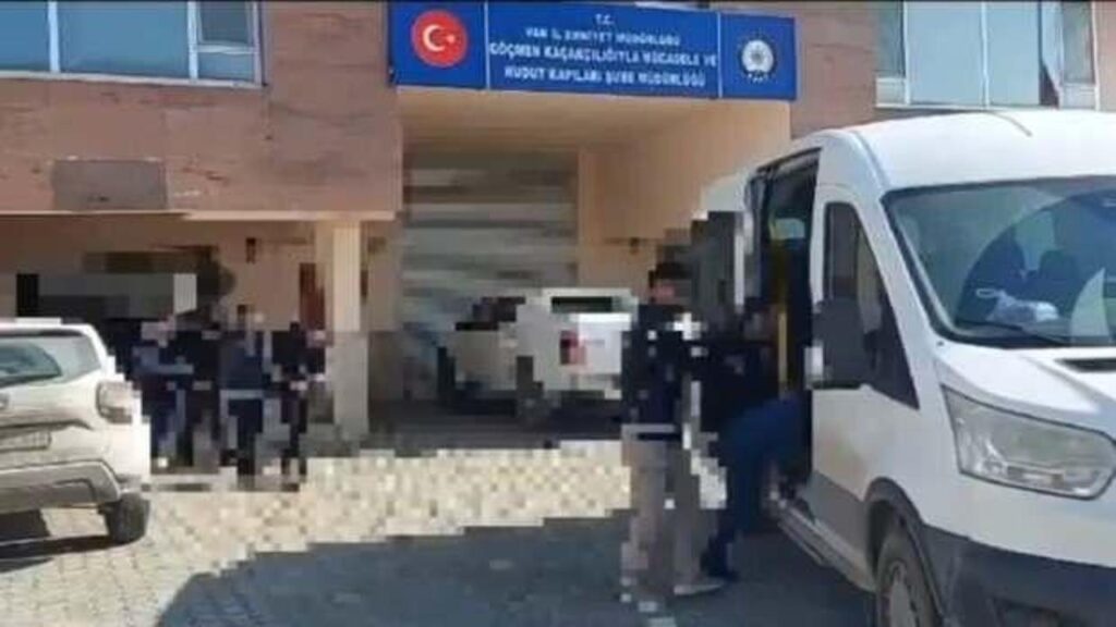 Van’da göçmen kaçakçılığı operasyonunda 6 tutuklama