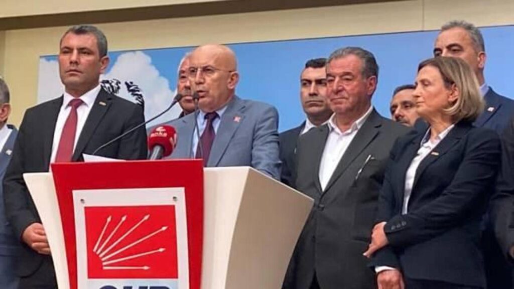 CHP’de 55 il başkanından Kılıçdaroğlu’na destek