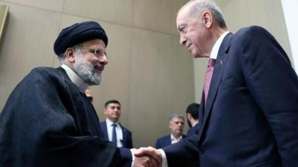 Erdoğan ve Reisi bir araya geldi