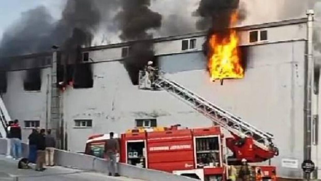 Esenyurt’ta ikinci fabrika yangını