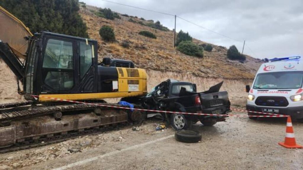 Eskişehir’de feci kaza: Baba ve 8 yaşındaki kızı hayatını kaybetti!