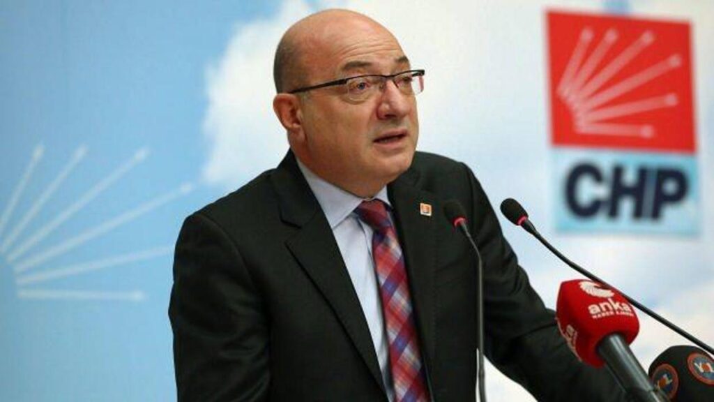 İlhan Cihaner, adaylık yarışından çekildi!