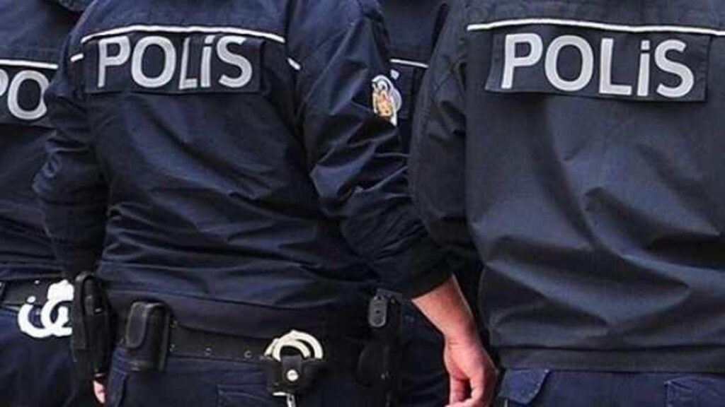 İstanbul merkezli ‘rüşvet’ operasyonunda 25 polise tutuklama talebi