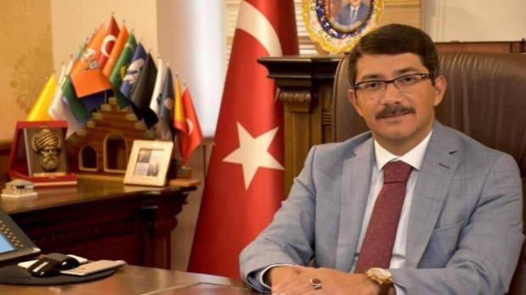 Şehzadeler Belediyesi maaş kartlarını TROY’a taşıyor