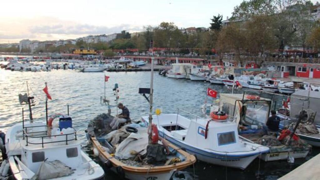 Tekirdağ’da lodos etkisini sürdürüyor