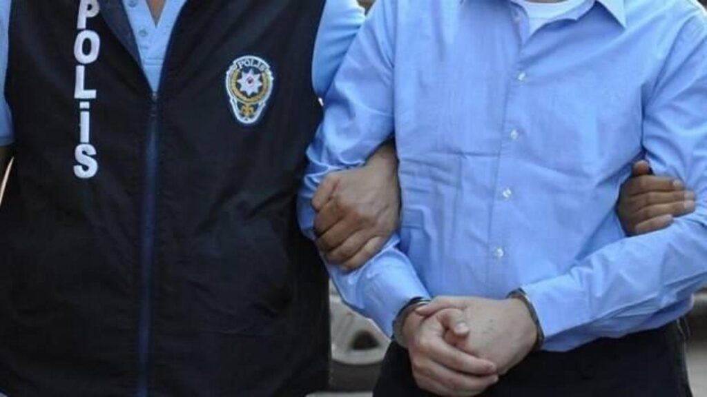 Zaman Gazetesi’nin yöneticilerinden firari Fetö’cü yakalandı