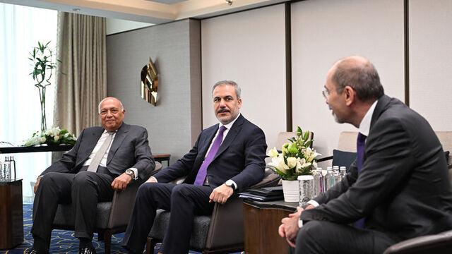 Bakan Fidan, Riyad'da kritik toplantıya katıldı