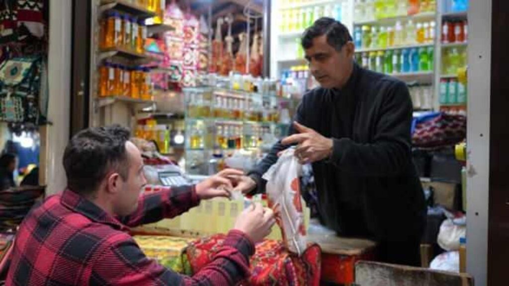 Bayramın vazgeçilmezi kolonyalara yoğun talep