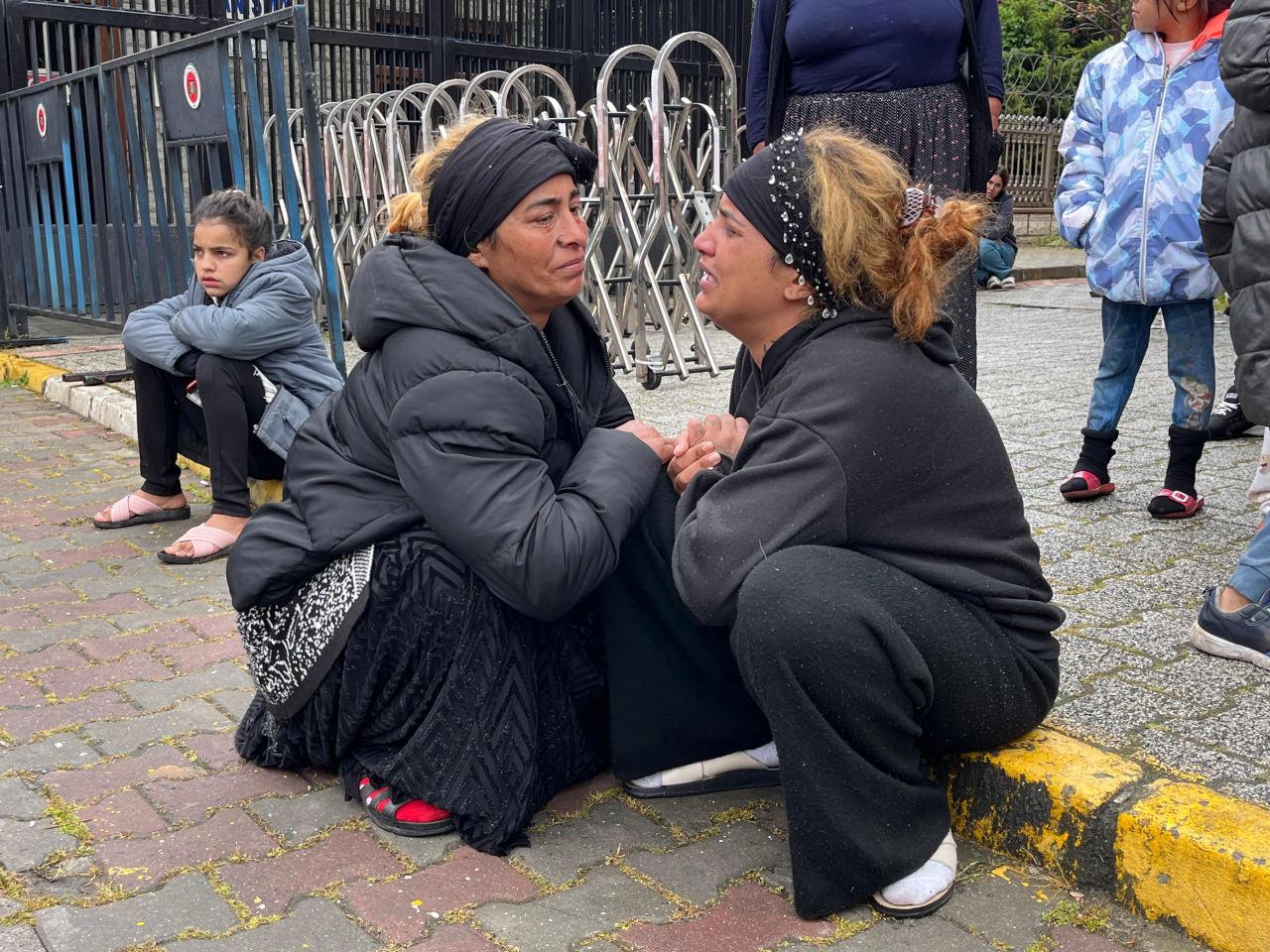 İBB çukurunda hayatını kaybeden minik Edanur'un acılı annesi konuştu