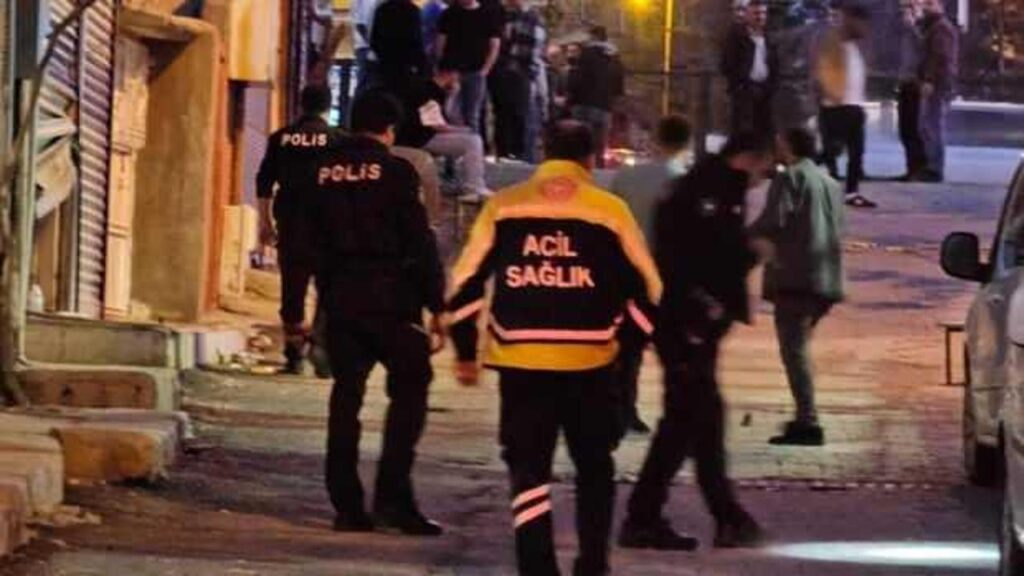 Diyarbakır’da kanlı kavga: 1 ölü 7 yaralı