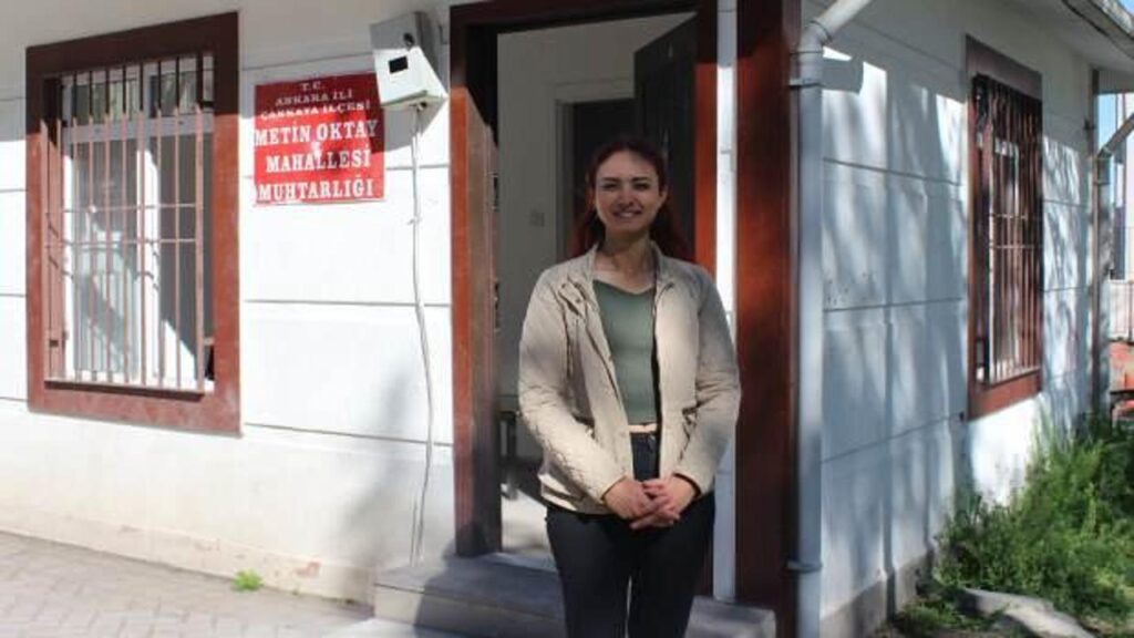 Ankara’da ikinci üniversiteyi okuyan Aylin, 25 yıllık muhtarı devirdi