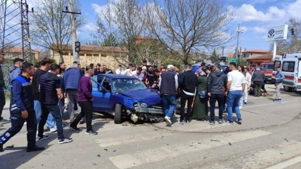 Isparta’da bayram namazı sonrası feci kaza: 10 vatandaş yaralandı