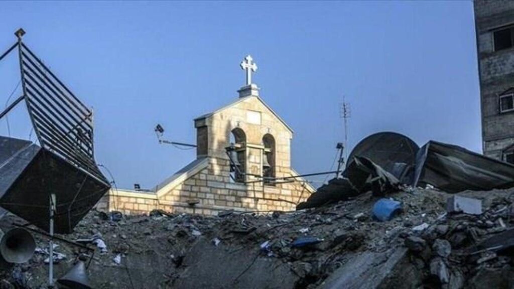 İsrail’in bombaladığı Gazze’deki Aziz Porphyrius Kilisesi’nde ‘Palmiye Pazarı’ ayini!