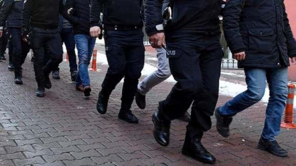 Kayseri’de “change” araç operasyonu: 30 gözaltı