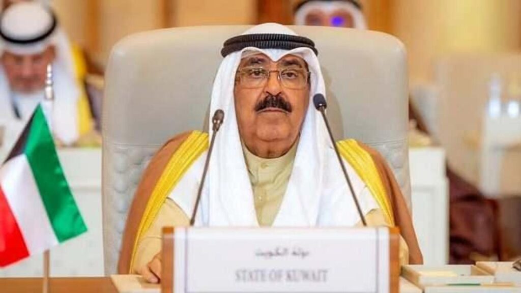 Kuveyt Başbakanı Ahmed Abdullah es-Sabah, “Emir Vekili” olarak yemin etti