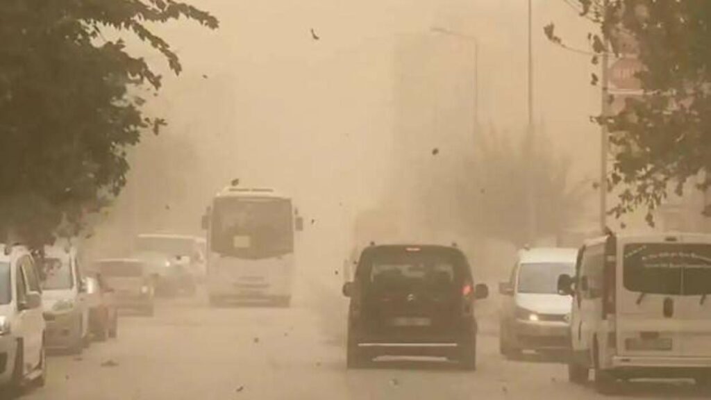 Meteoroloji’den toz taşınımı ve yağmur uyarısı