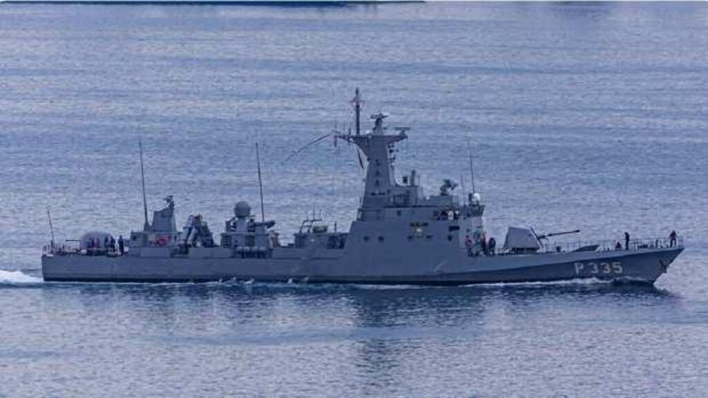 Türk savaş gemileri KKTC limanlarına 23 Nisan ziyareti yapacak