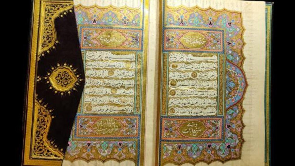 Türkiye’den kaçırılan tarihi Kur’an-ı Kerim ana vatanına döndü