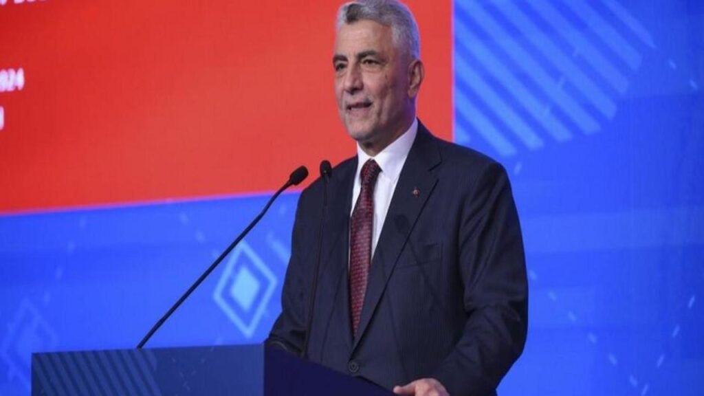 Ticaret Bakanı: Cari açık azaldı, döviz yeterliliği arttı