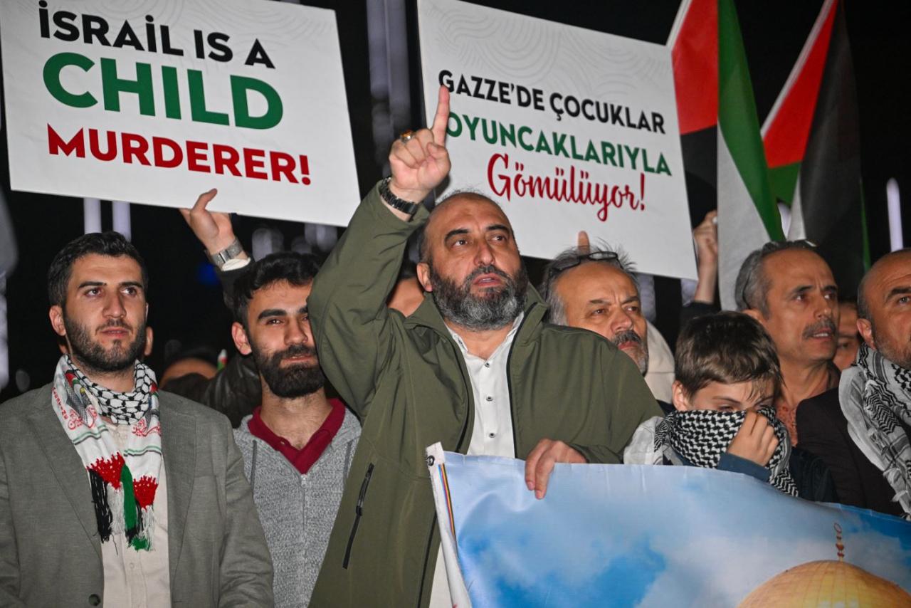 Soykırımcı İsrail, ABD'nin Ankara Büyükelçiliği önünde protesto edildi