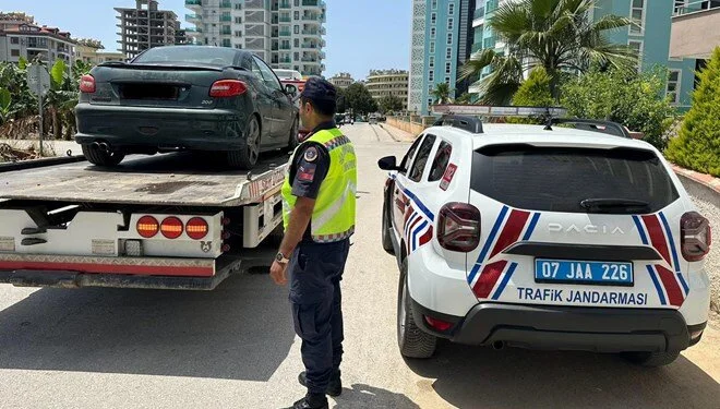 Drift yaptığı tespit edilen sürücüye binlerce lira ceza kesildi