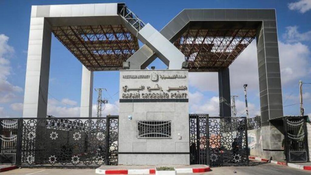 Gazze için Refah sınır kapısına gelen yardımlar durdu