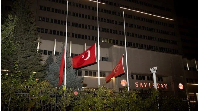 “6 Şubat depremlerinde milli yas ilan edilmedi” iddiasına yalanlama