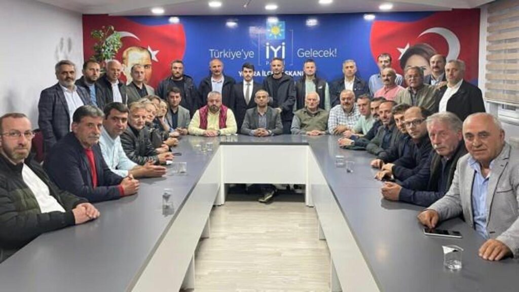 İYİ Parti’nin Yomra teşkilatı da istifa etti