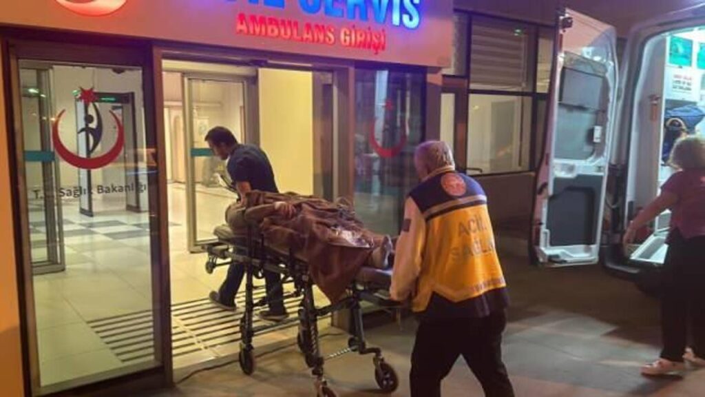 Kastamonu’da taksi şoförünü bıçaklayıp başına kazmayla vurdu
