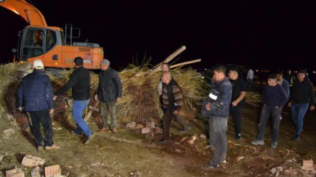 Aksaray’da kerpiçten yapılan ağıl çöktü: 50 hayvan öldü